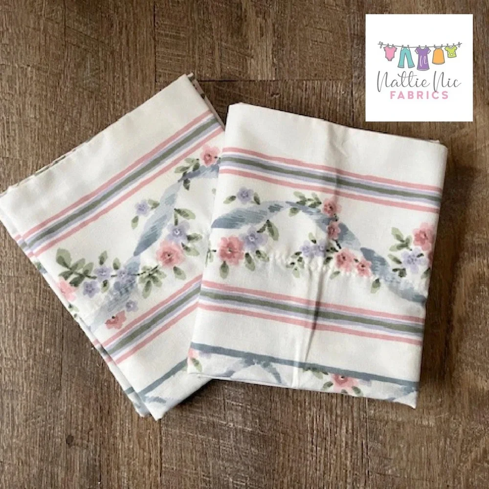 2 Vintage Standard Size pillowcases, Border print, JP Stevens